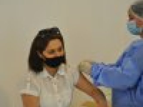 MDU-nun gənc əməkdaşları COVID-19 əleyhinə peyvənd olunublar