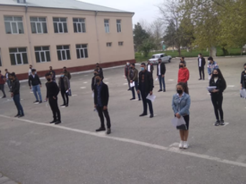 DİM: Bir nəzarətçi imtahandan xaric edildi (FOTO)