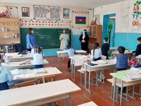 Azərbaycanda daha bir məktəb koronavirusa görə bağlanıb  