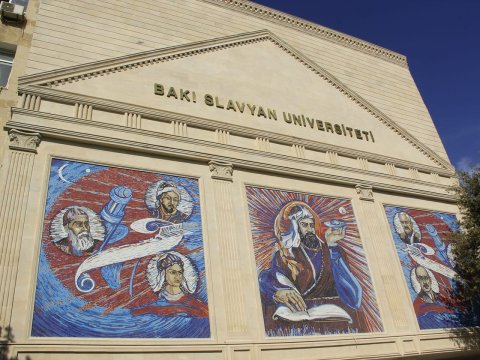 Bu universitetin şöbə müdirinə cinayət işi açılıb  