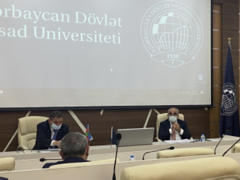 UNEC-də tələbə təşkilatlarının rəhbərləri ilə görüş keçirilib