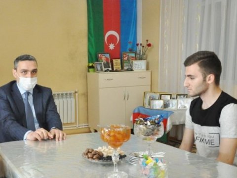MDU rektoru şəhid ailəsini ziyarət edib - FOTO