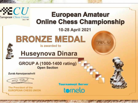 Bakı məktəblisi qitə çempionatında qalib oldu-FOTO