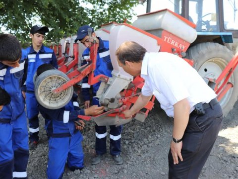Peşə Təhsil Mərkəzinin tələbələri iş yerində praktik imtahanlar veriblər-FOTO  