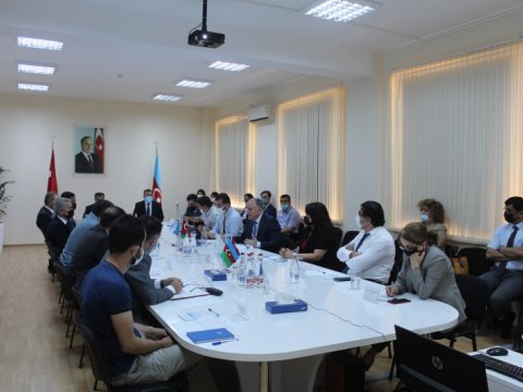 “Universitet-sənaye əməkdaşlığı: OSTİM Texniki Universitetinin təcrübəsi” mövzusunda tədbir keçirilib-FOTO
