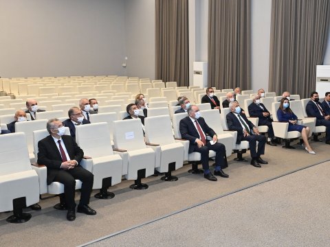 AzTU-nun əməkdaşlarına dövlət təltifləri təqdim edilib-FOTO  
