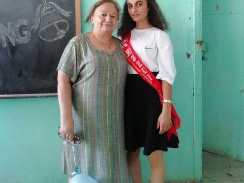 Şəhid mayorun qızı orta məktəblə vidalaşdı: “Atam bu günü görsəydi, çox sevinərdi”  