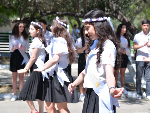 BŞTİ müdiri məzunları təbrik edib-FOTO  