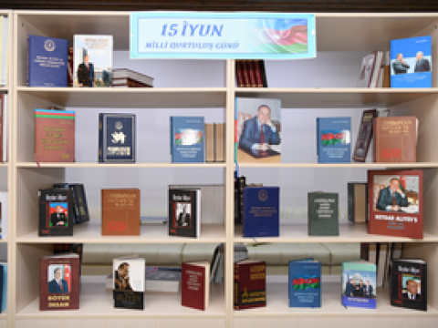 Azİİ e-Kitab Evində 15 İyun Qurtuluş gününə həsr olunmuş kitab sərgisi təşkil olunub  