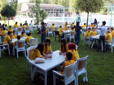 “Yay məktəbi”ndə şagirdlərə nə öyrədilir? - REPORTAJ