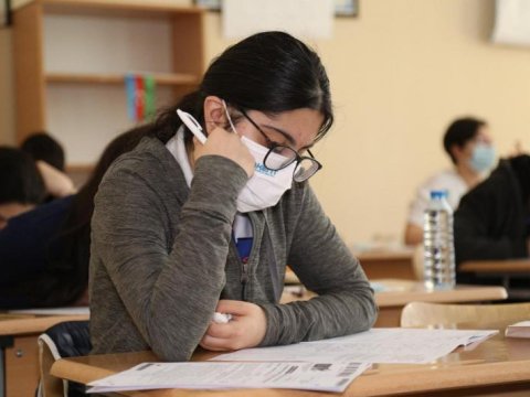      “Azərbaycan dili” fənni üzrə test imtahanları keçirilib     