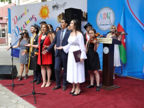 Azərbaycan Dillər Universitetində “Məzun günü”keçirilib