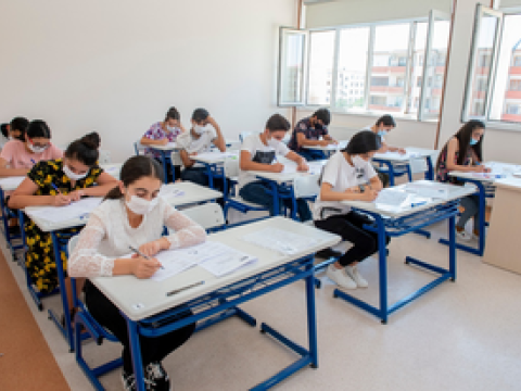   22 şəhər və rayonda II qrup üzrə qəbul imtahanları təşkil olunub-FOTO     