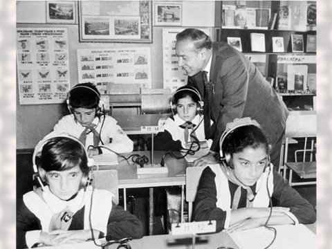 Heydər ƏLİYEV, ümummilli lider: “Məktəb, maarif, təhsil işi ilə həmişə sıx bağlı olmuşam”  