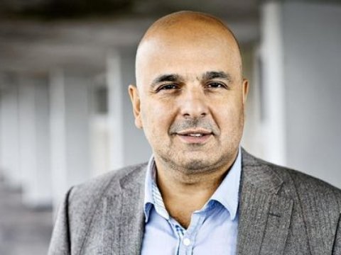 Azərbaycanlı professor dünyanın ən məhsuldar alimi SEÇİLDİ  