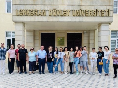 ADMİU-nun tələbələri LDU-da olub-FOTO