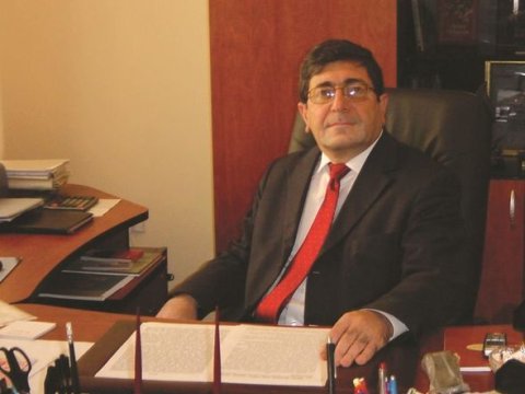 Bakıda məktəb direktoru vəfat edib – FOTO  