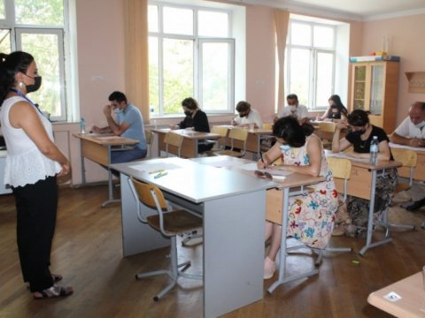 “Səriştəli metodist” layihəsinə uyğun gələn namizədlər imtahan veriblər