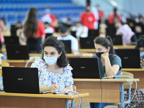 Bu fənlər üzrə vakansiya seçimi bu gün başa çatır  