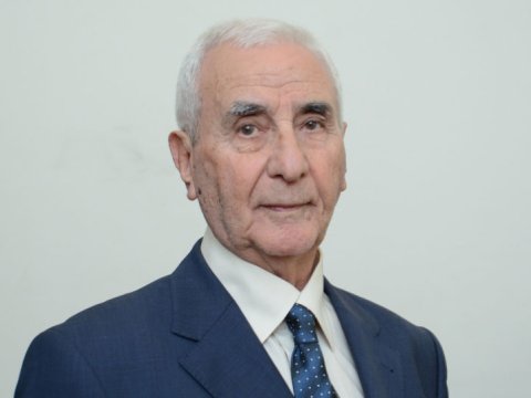 UNEC professoru vəfat edib
