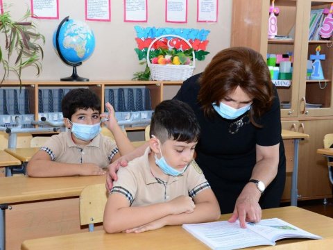Bu günə kimi koronavirusa yoluxan şagird və təhsil işçilərinin sayı AÇIQLANDI