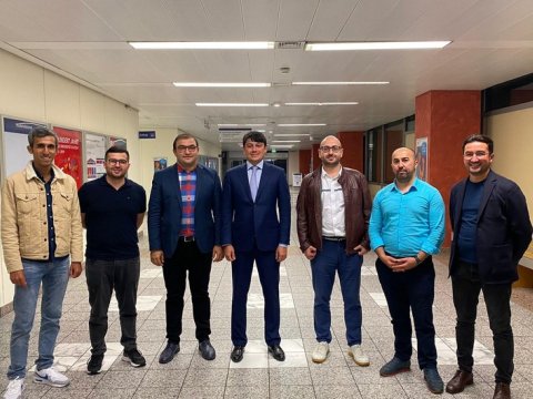 Köln Universiteti Klinikasında azərbaycanlı tibb mütəxəssisləri ilə görüş keçirilib