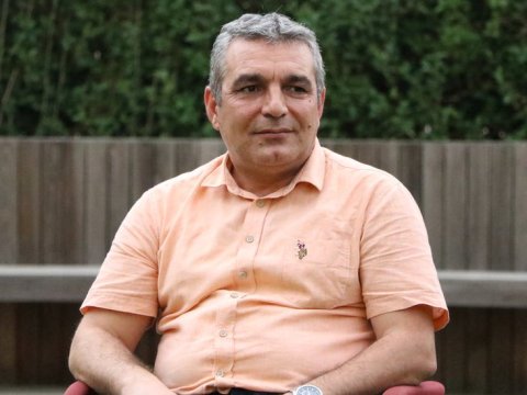 Natiq Cəfərli: “Bir məktəbli çantasına 200-250 manat sərf olunacaq” – Müsahibə