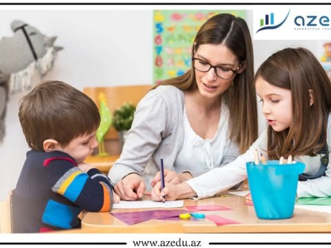 Şagirdlərin sevilən müəllimi olmaq üçün bunları EDİN