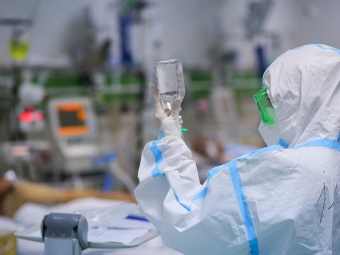 DİM-in hər iki doza vaksini vuran əməkdaşı COVID-19-dan öldü  