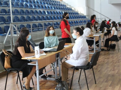 Bir şagirdin məktəb xərci nə qədərdir?-VİDEO