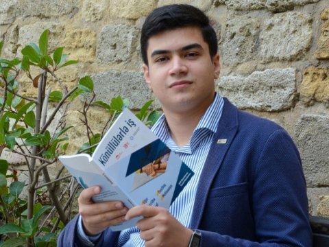 UNEC “Həftənin kitabı” layihəsinə yenidən start verib