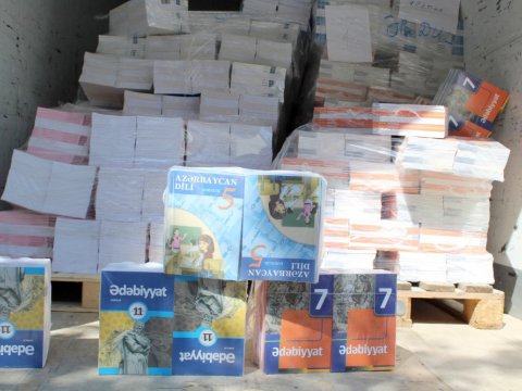 Gürcüstanda yaşayan soydaşlarımızın Azərbaycan dilində dərsliklərlə təmin olunması davam etdirilir  