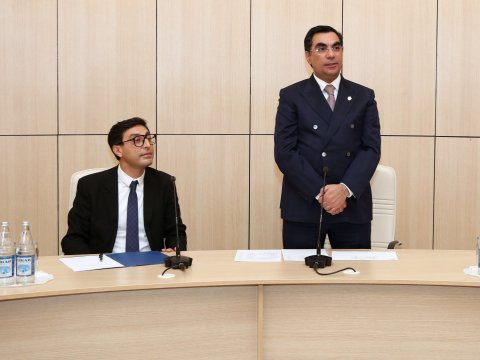 Gənclər və idman naziri Bakı Ali Neft Məktəbində olub (FOTO)
