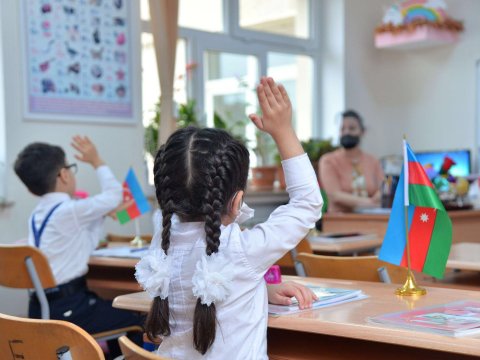 Azərbaycanda məktəb yaşının azaldılmasına ehtiyac var? - AÇIQLAMA