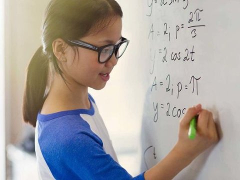 Çinli qızın riyazi savadsızlığı atasını “dəli” etdi