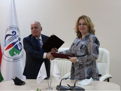 LDU ilə ADMİU arasında   Anlaşma Memorandumu imzalanıb
