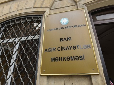 BSU-nun sabiq şöbə müdirinin məhkəməsində tələbələr dindirilib