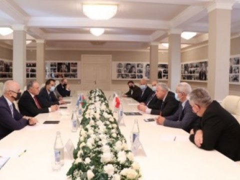 AzTU-nun nəzdində Polşa-Azərbaycan İnstitutunun yaradılması məsələsi müzakirə edilib