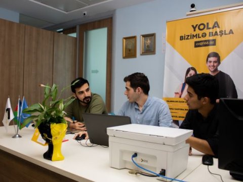 AzTU tələbə və məzunları logistika üzrə təcrübə proqramında iştirak edir