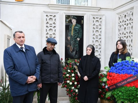ADNSU-nun məzunu şəhid Oqtay Ağabəyovun xatirə lövhəsi açılıb  