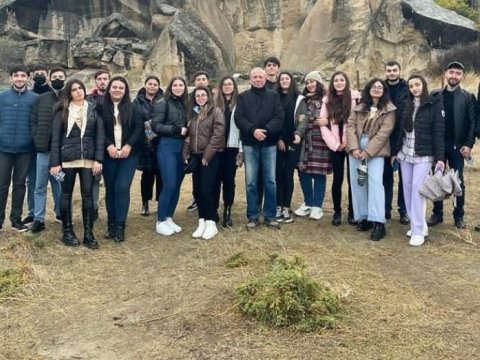 UNEC tələbələri Qobustan Dövlət Tarixi-Bədii Qoruğunda olublar