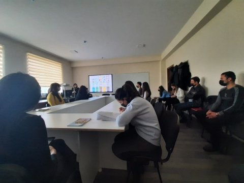 LDU-da maarifləndirici seminar keçirilib