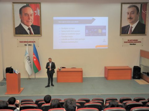 BMU-da “Tələbə inkişaf təlimləri”nə start verilib  