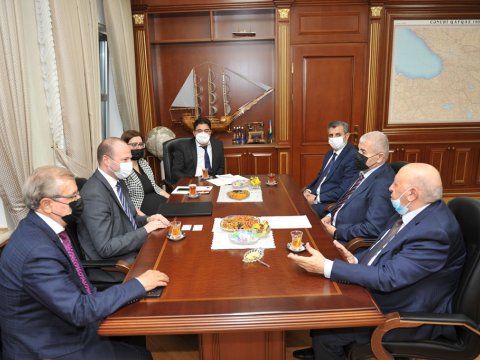 BMU-nun rektoru QS beynəlxalq reytinq şirkətinin regional direktoru ilə görüşüb  