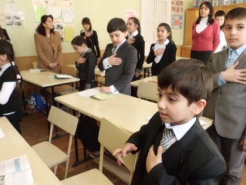 Xaricdəki Azərbaycan dili məktəbləri milli dəyərləri unudulmağa qoymur