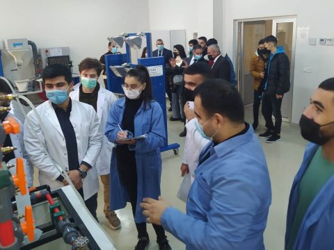 Türkiyəli şagirdlər BMU ilə tanış olublar  
