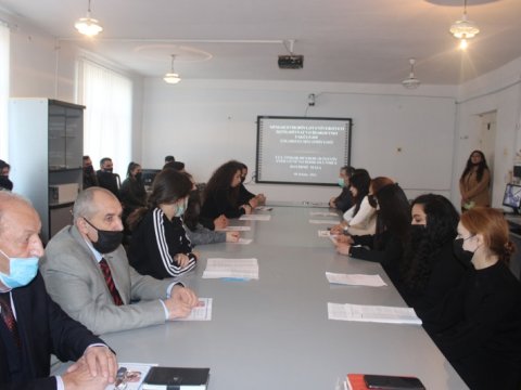 MDU-da Ulu Öndərin anım gününə həsr olunan dəyirmi masa keçirilib