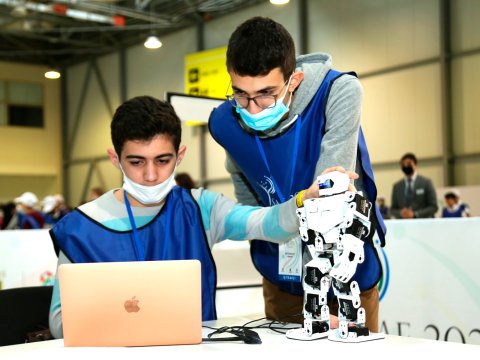 Bakı məktəblərinin 16 komandası 