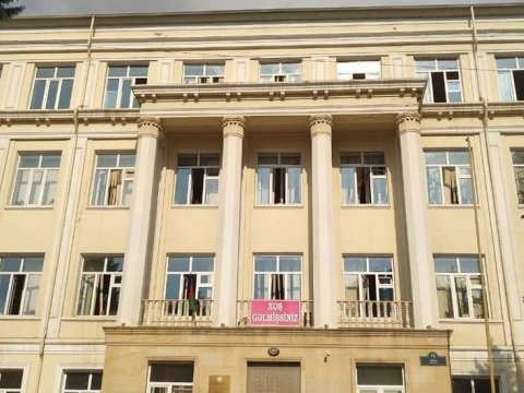 Bakıda daha bir məktəbdə əyani tədris bərpa olunub  
