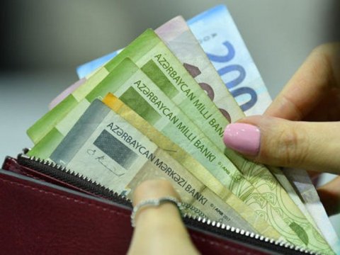 Bir çox Bakı məktəblərində  qanunsuz şəkildə pul yığılmaları  pik səviyyədədir-Təhsil eksperti